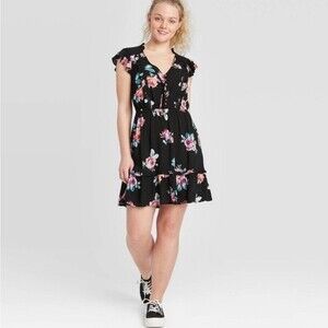 Black floral print short flutter sleeve dress size small